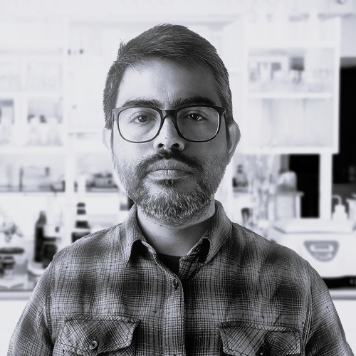 Dr. Claudio Parra